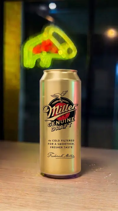 Cerveza Miller Latón